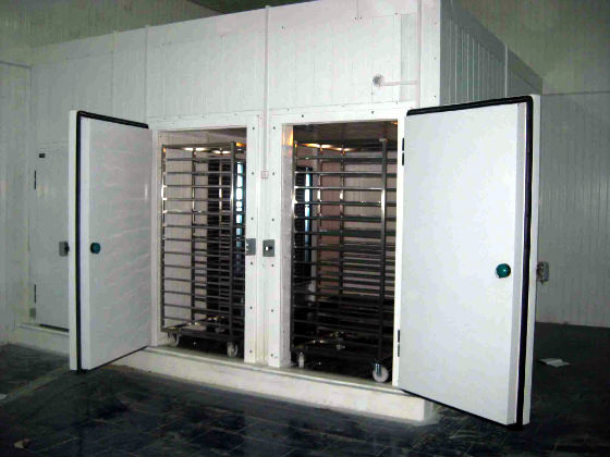 Ремонт промышленных холодильников в Солнечногорске с выездом | Вызов мастера по холодильникам на дом